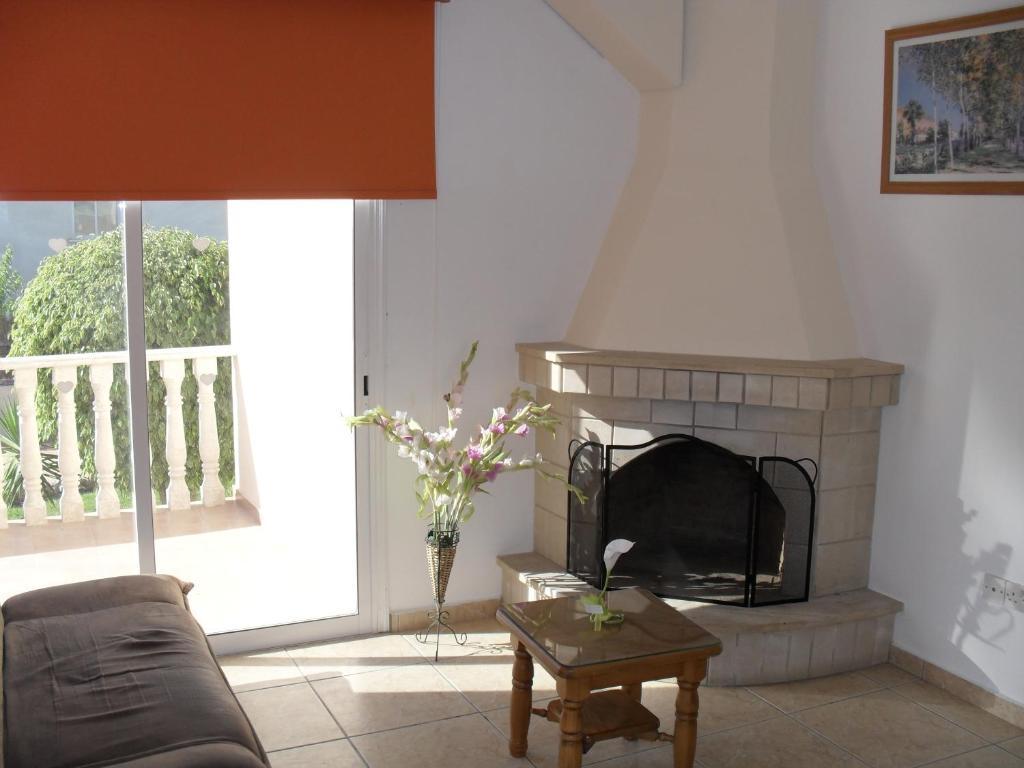 Villa Theodora Пафос Экстерьер фото